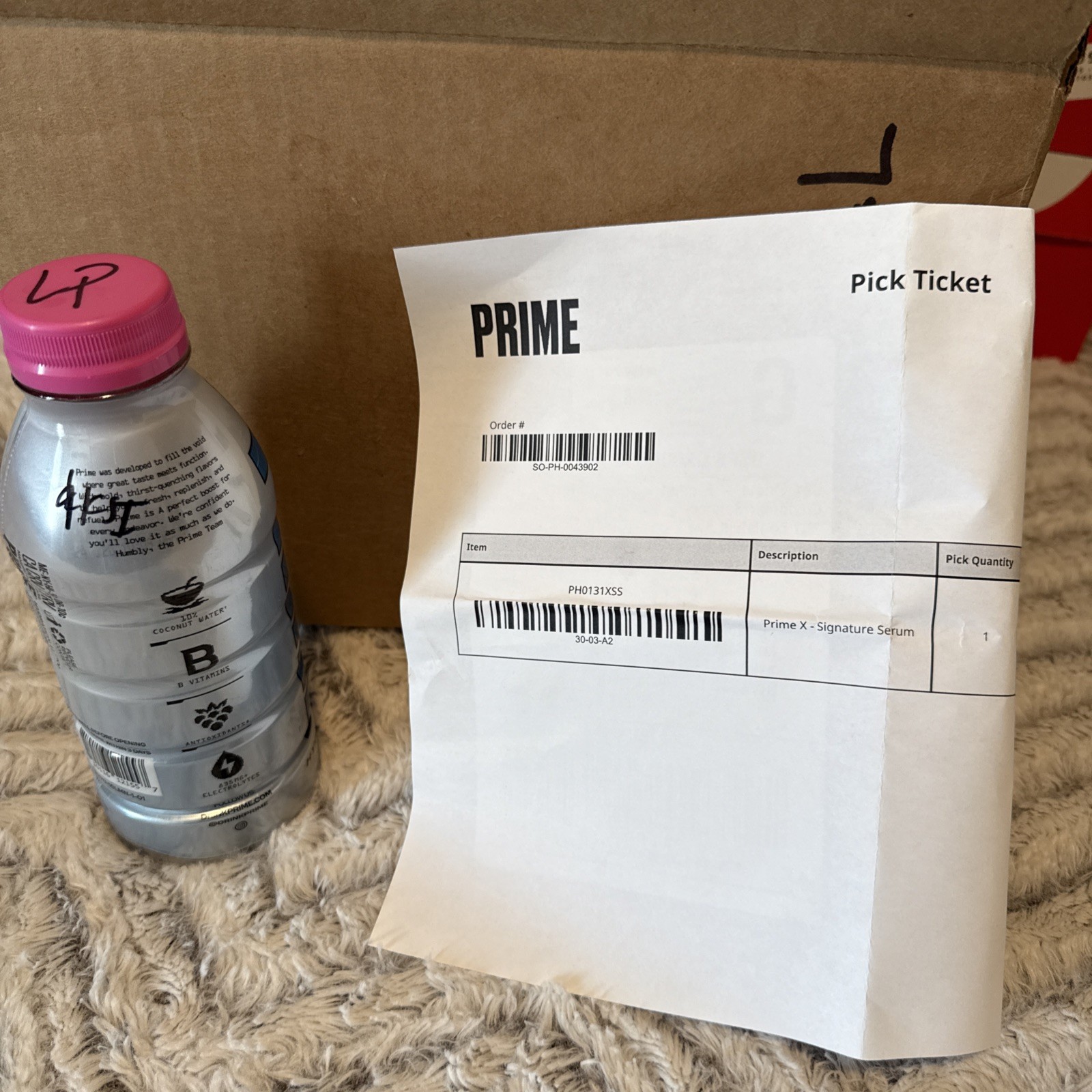 Signature Serum Prime X the Hunt for Hydration Pink Cap signed by Logan Paul/KSI