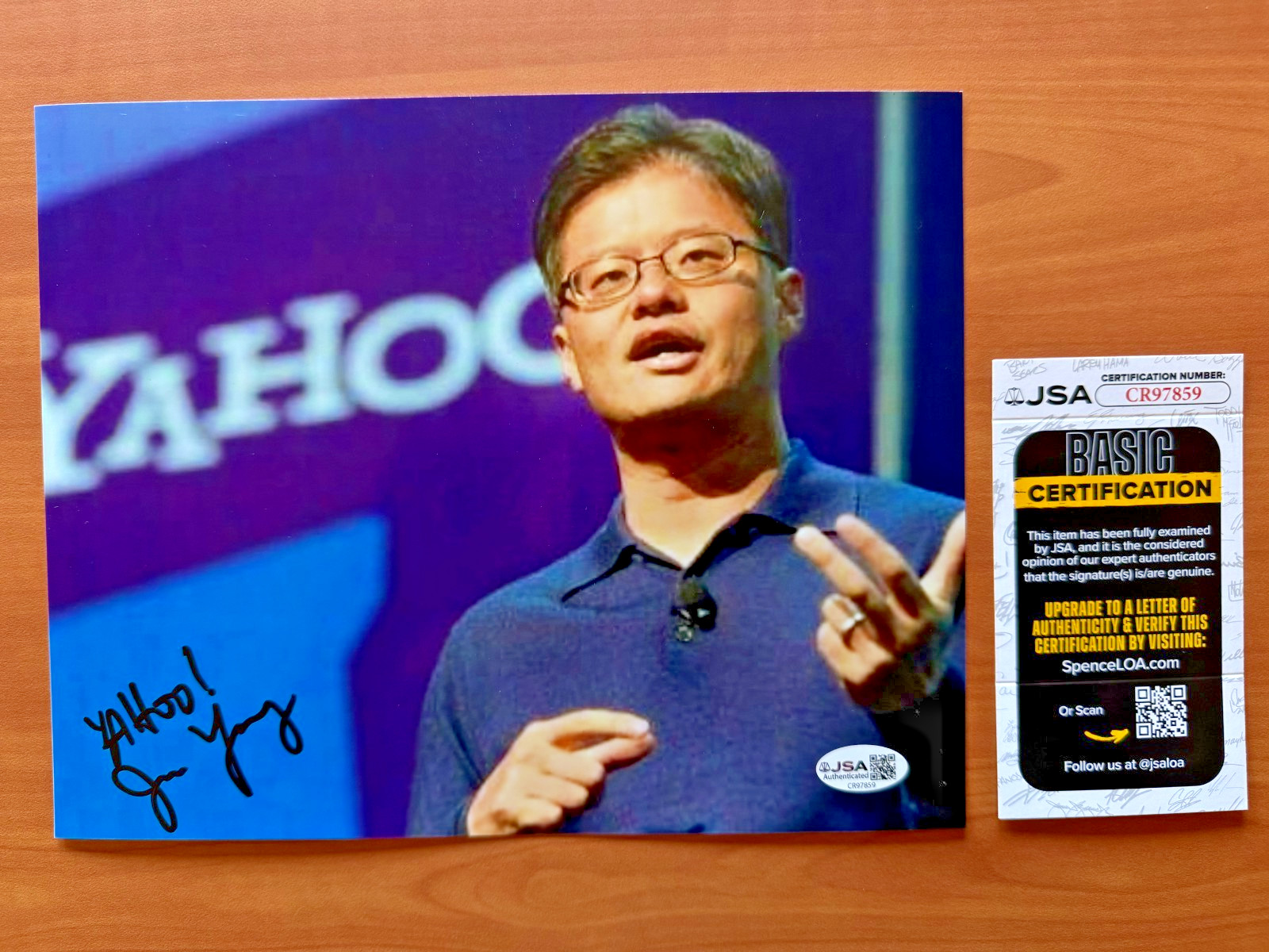 Jerry Yang Signed Autographed 8 X 10 Photo JSA COA Founder CEO "Yahoo" Inscribed