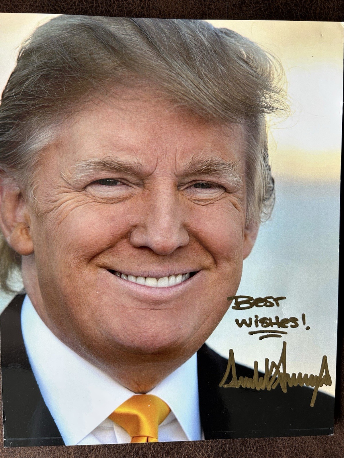 DONALD TRUMP Gold Pen Signed Autograph Political Memorabilia RARE 8x10 Photo