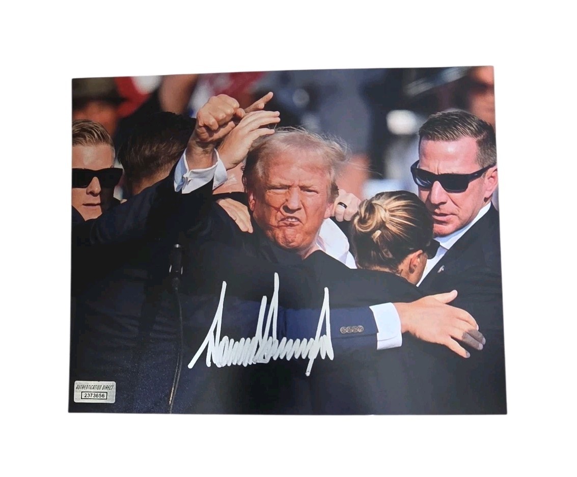 oz0312: Donald Trump Autographed Assassination Attempt And Elon Flag Photo