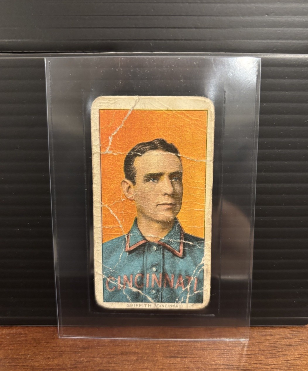 T206 Clark Griffith Portrait Tobacco Card Cincinnati Reds Low Grade HOFamer