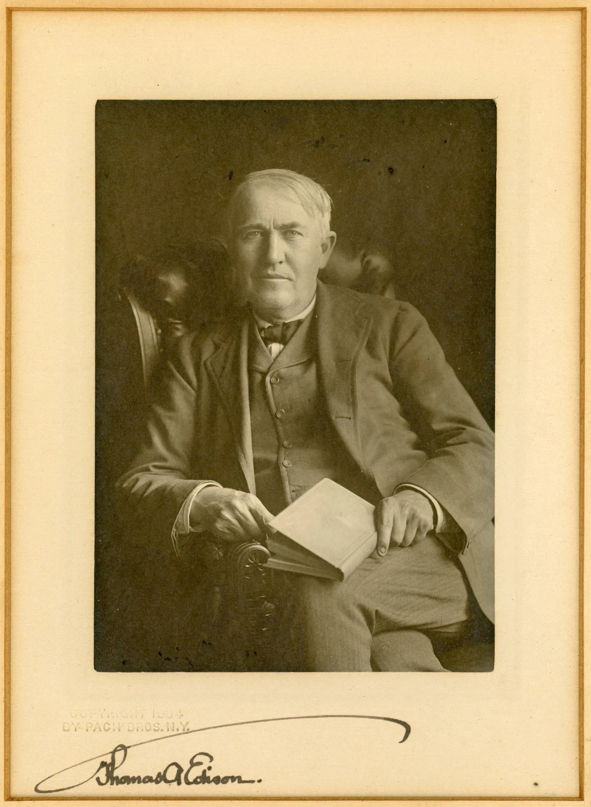 Thomas Edison ~ Signed Autograph Photograph from 1904 ~ JSA LOA