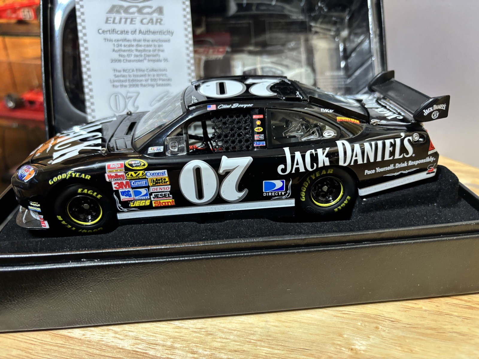 Nascar Clint bowyer 1/24 Elite 1 of 300 SIGNED Jack Daniel’s 2008