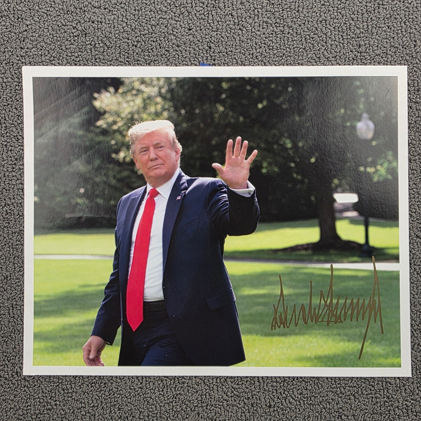 Donald Trump Autograph Photo Presidential Color Gold Signature RNC 8x10