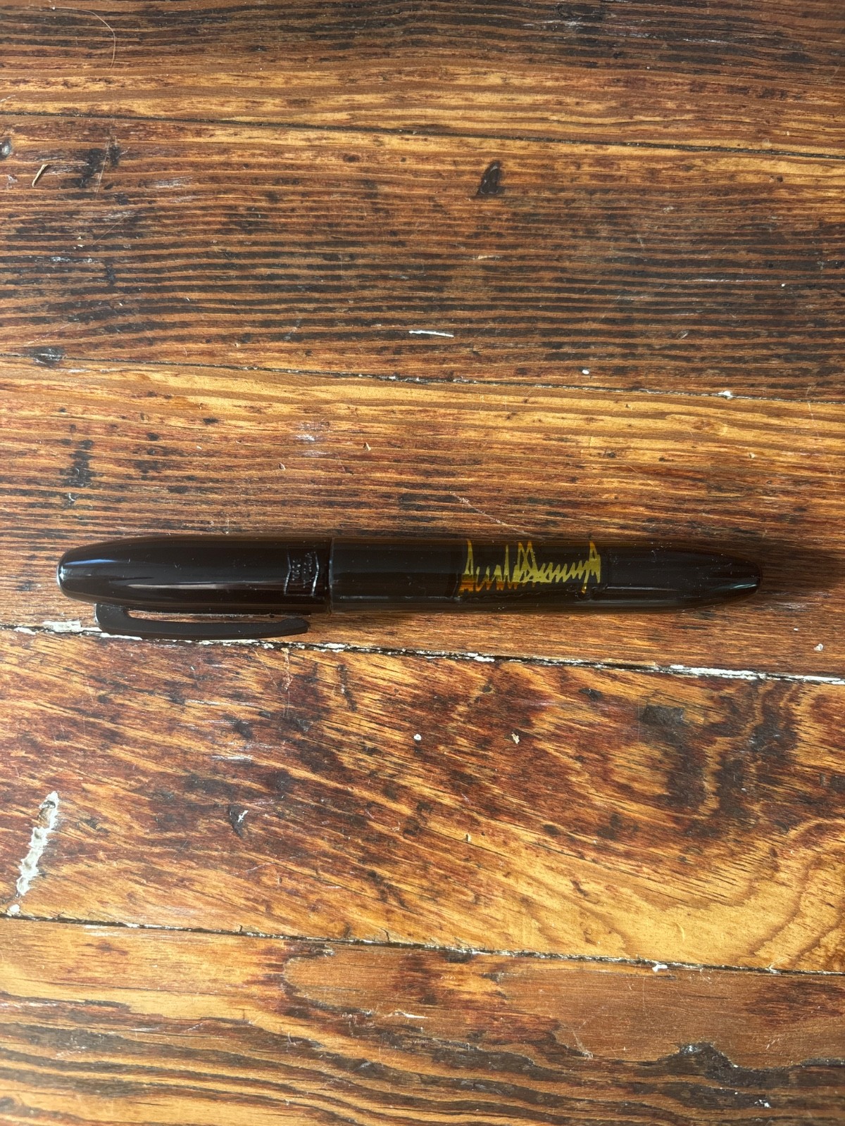 Trump bill sign Sharpie- authentic presidential memorabilia
