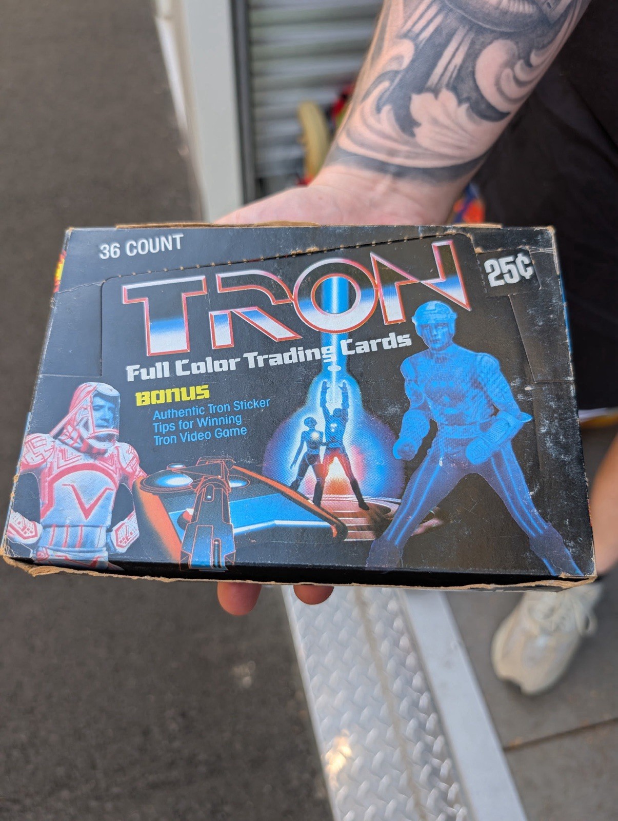 1981 Donruss TRON the Movie Box - 36 Unopened Wax Packs Walt Disney