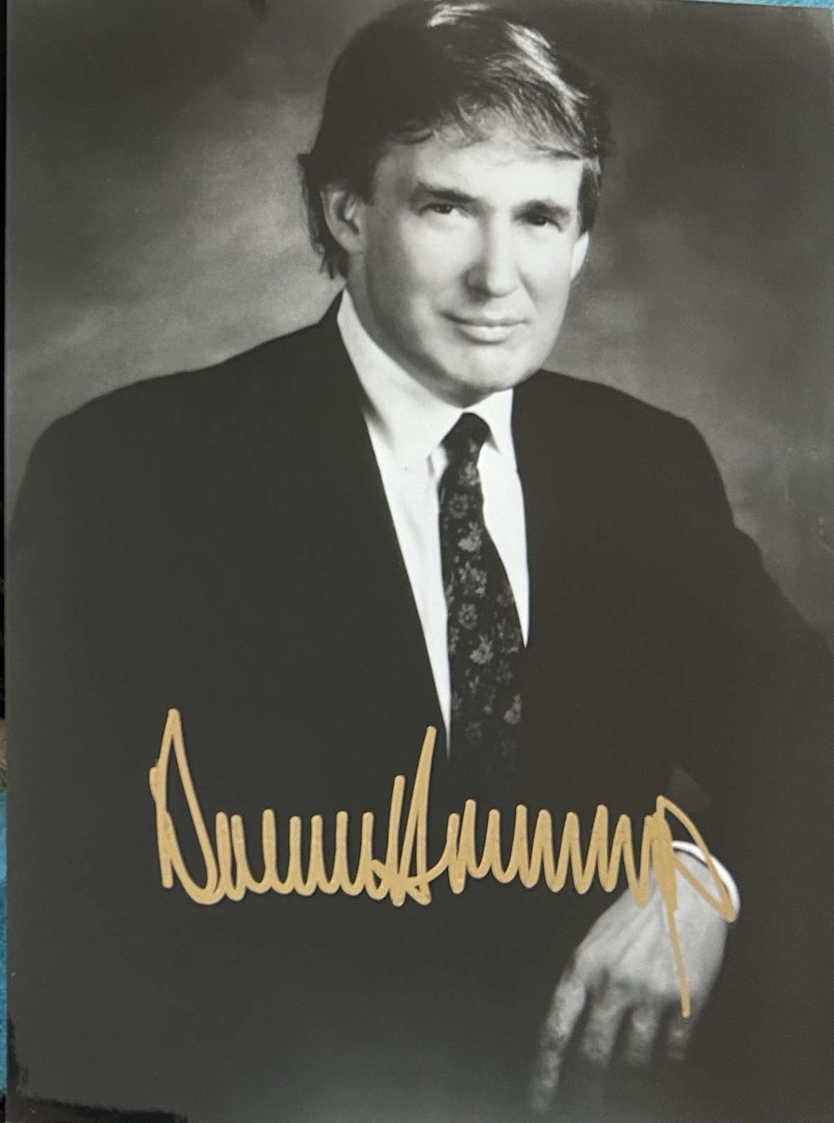 Donald Trump Autographed Glossy Photo Vintage 2000 Gold Pen