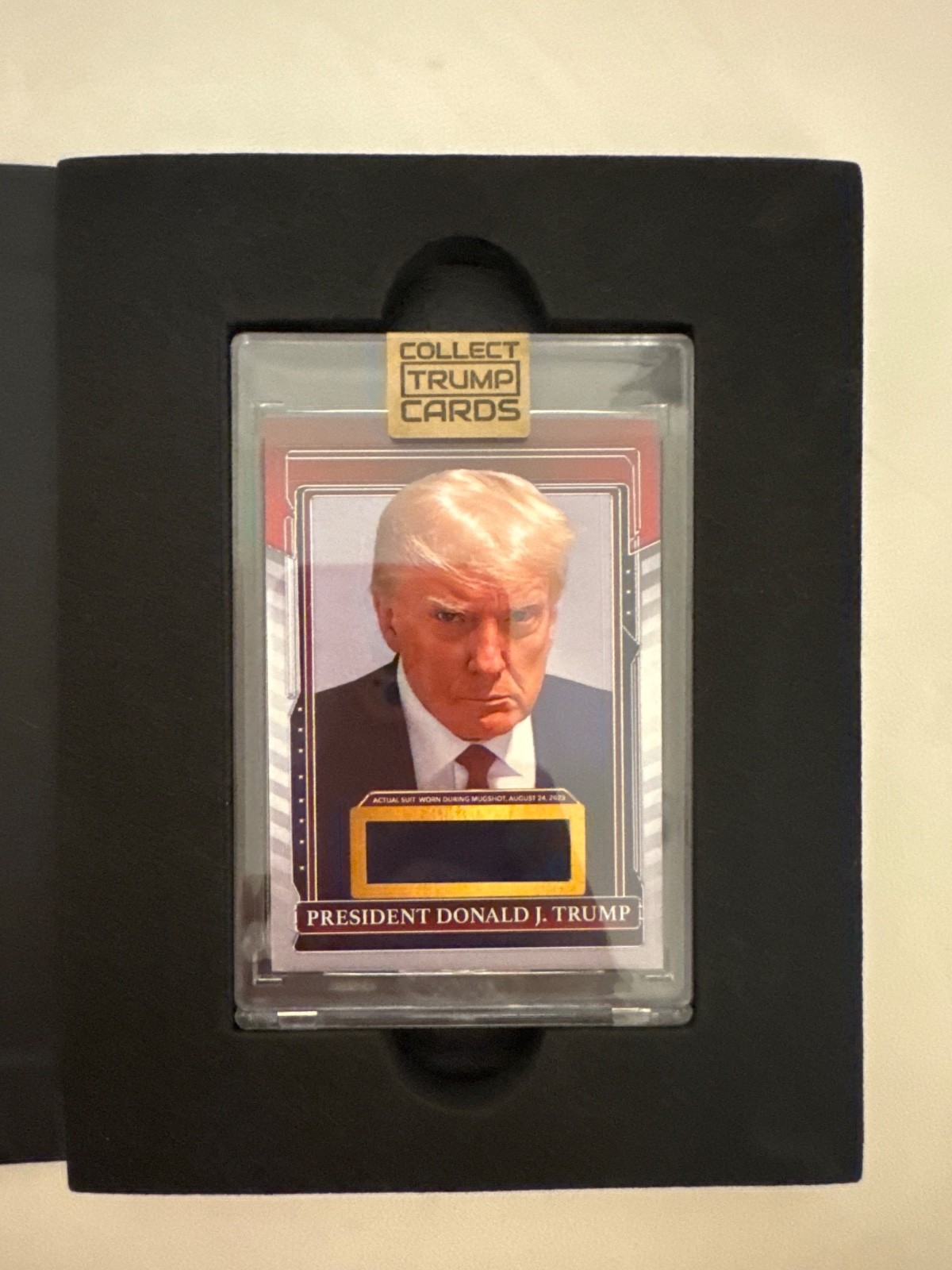 MUGSHOT EDITION - President Donald Trump 196/314 Physical Blue Suit Card