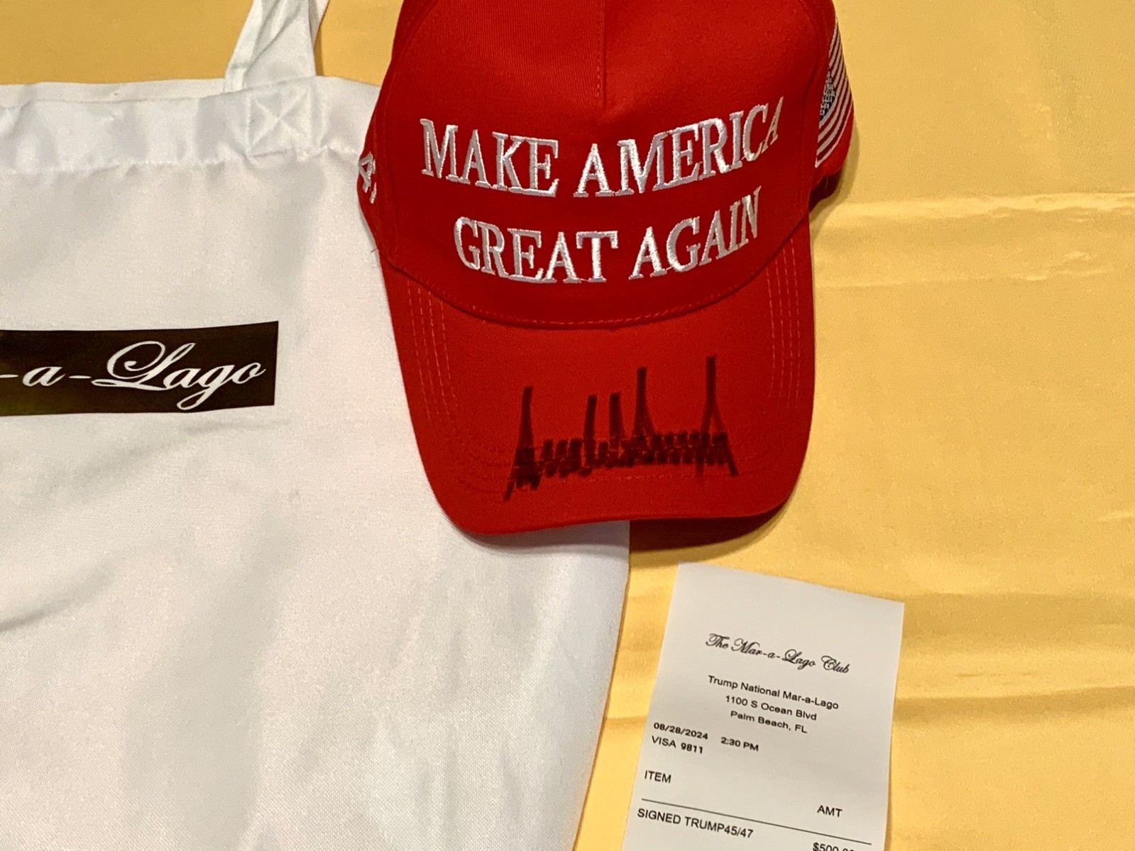 Donald Trump Signed Make America Great Again Hat with Mar-a-Lago Bag & Receipt