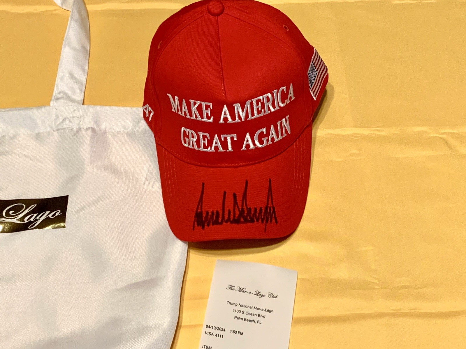 Donald Trump Signed Make America Great Again Hat with Mar-a-Lago Bag & Receipt