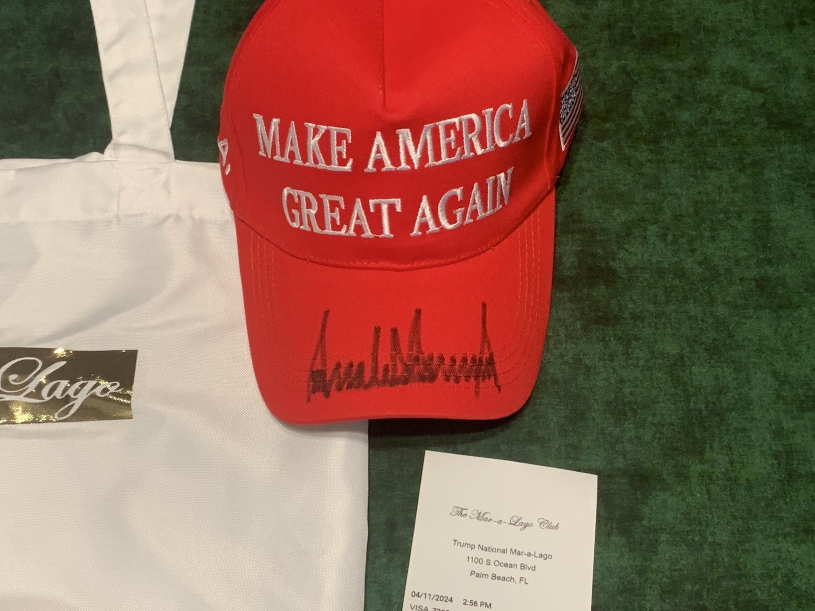 Donald Trump Signed Make America Great Again Hat with Mar-a-Lago Bag & Receipt