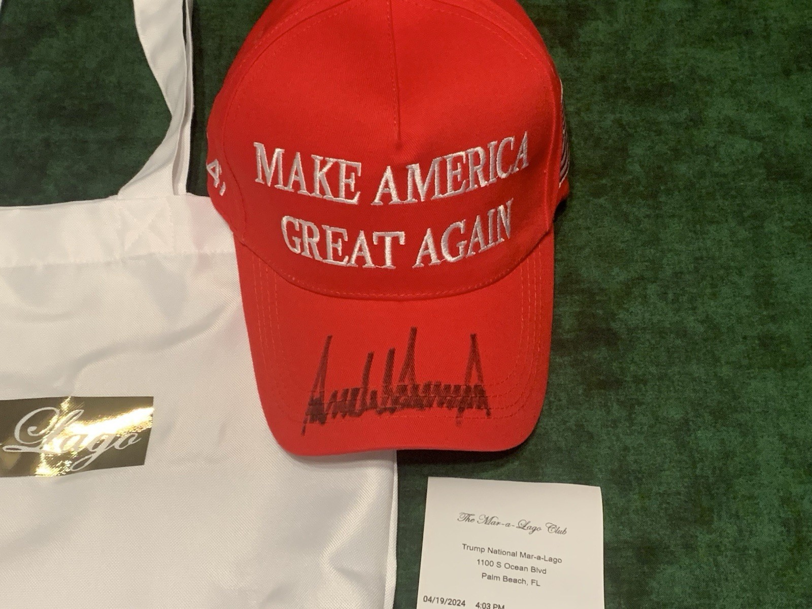 Donald Trump Signed Make America Great Again Hat with Mar-a-Lago Bag & Receipt