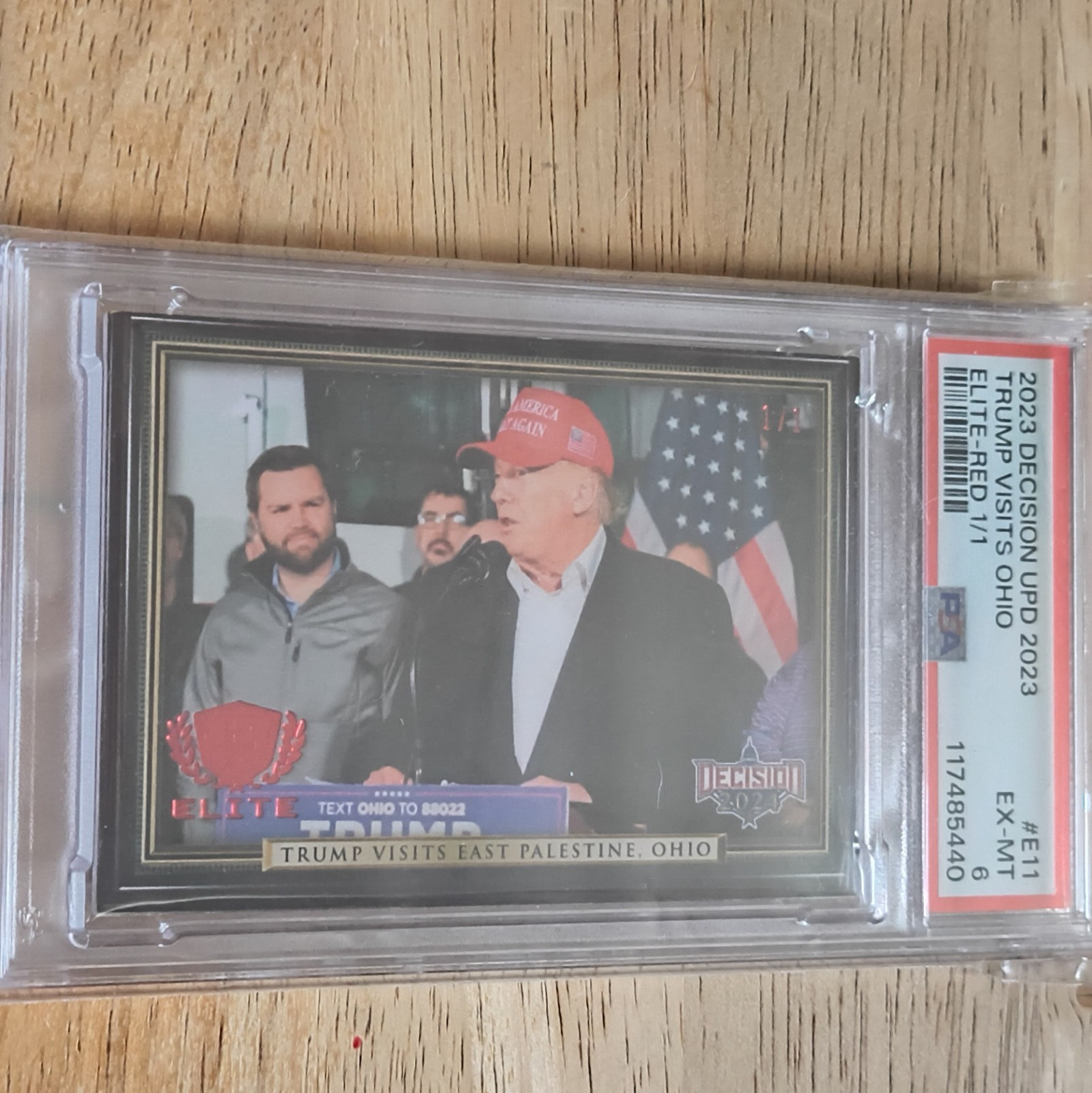 Decision 2023 UPD Elite Red 1/1 Donald Trump PSA 6 #E11